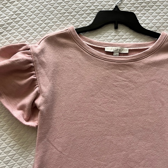 ✨ Ann Taylor LOFT | Flounce Swing Dress in Pink - Picture 3 of 5